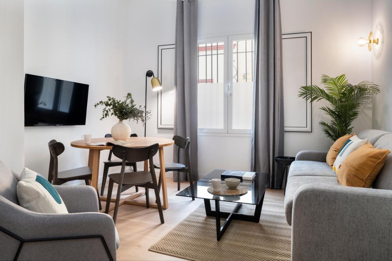 Suites Maestranza - Santas Patronas By Magno Apartments إشبيلية المظهر الخارجي الصورة